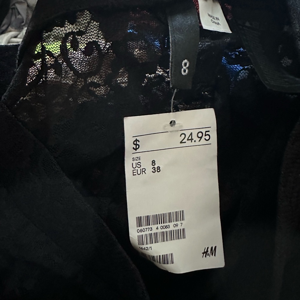 H&M - Picture 4 of 4